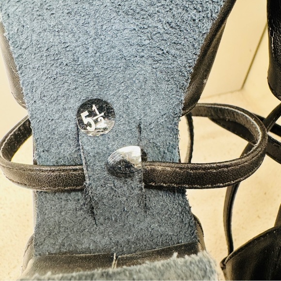 Comfort Dance Shoes The Strappy Black Leather Strappy Block Heel Salsa Sz 5.5 - Picture 13 of 14